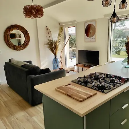 Maisonnette Neuve Et Commerces A Pied * Vieux-Boucau-les-Bains