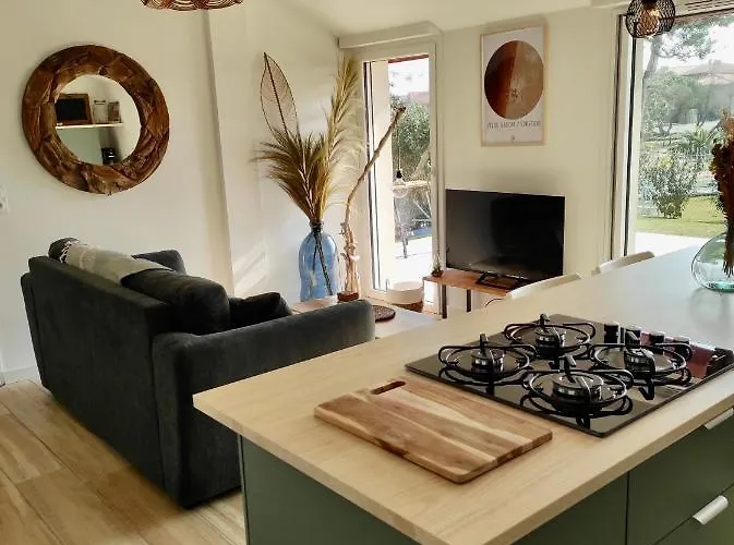 Maisonnette Neuve Et Commerces A Pied * Vieux-Boucau-les-Bains