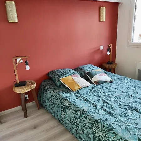 Maisonnette Neuve Et Commerces A Pied Appartement *
